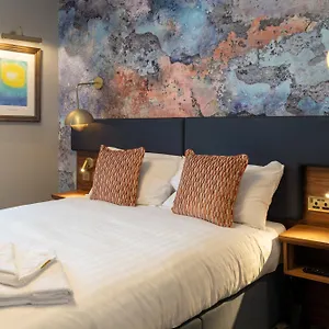 https://keavans-port.dublin-hotelsweb.com