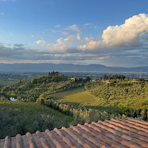  Alloggio per agriturismo Sotto La Rocca Italia