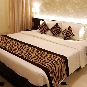 فندق كافيه أروما إن كاندي